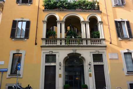 Facciata della struttura. Hotel Gran Duca Di York