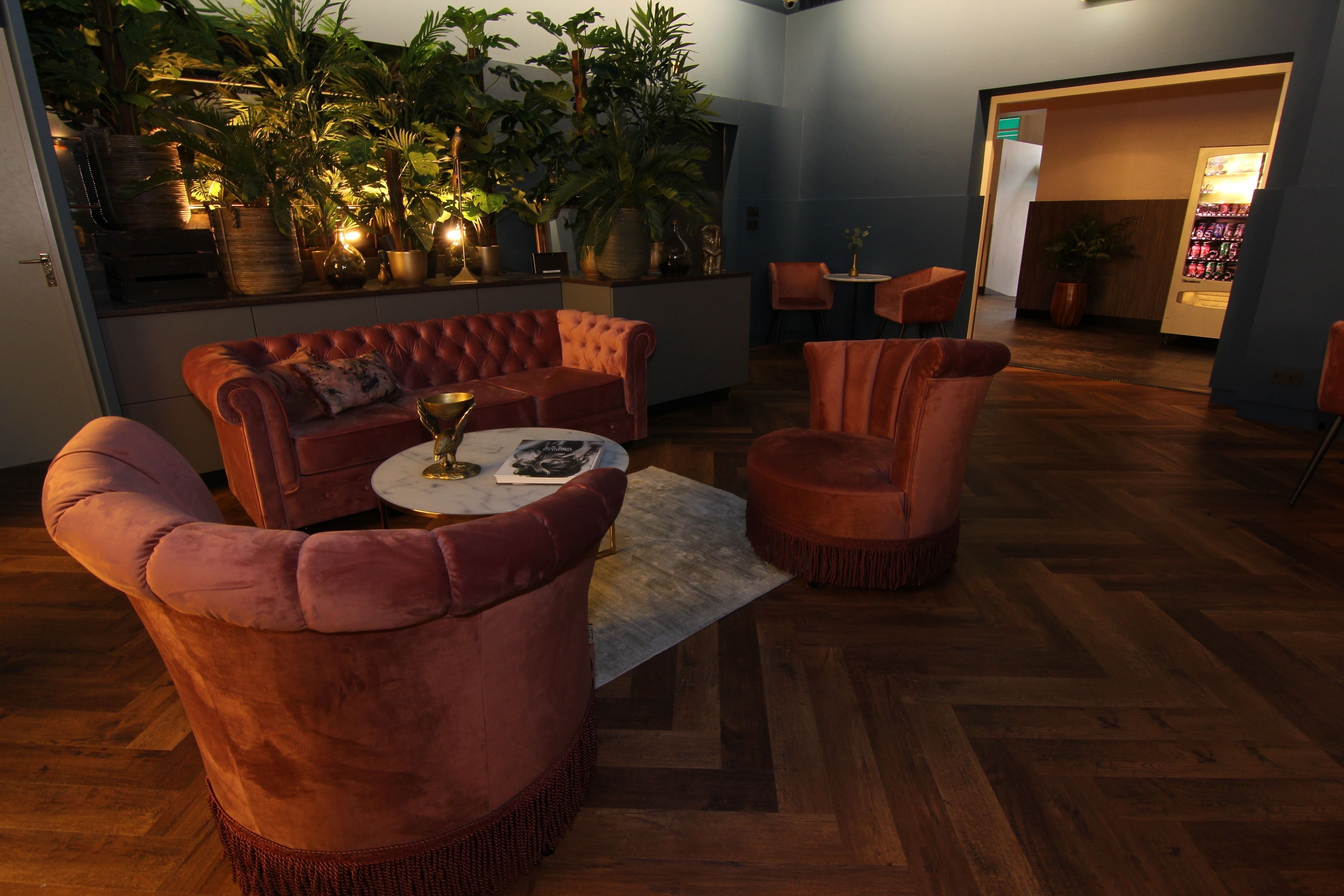 Área de estar no saguão