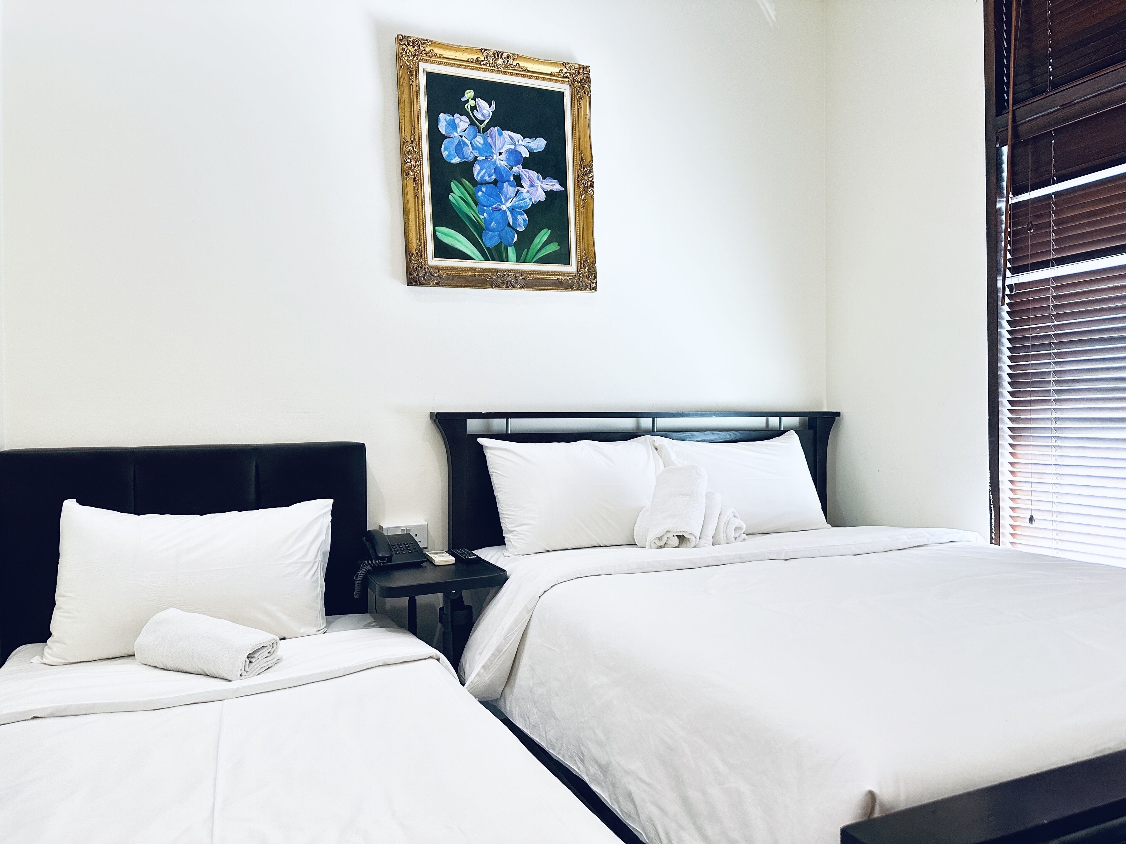 Photo - Asphodel Inn