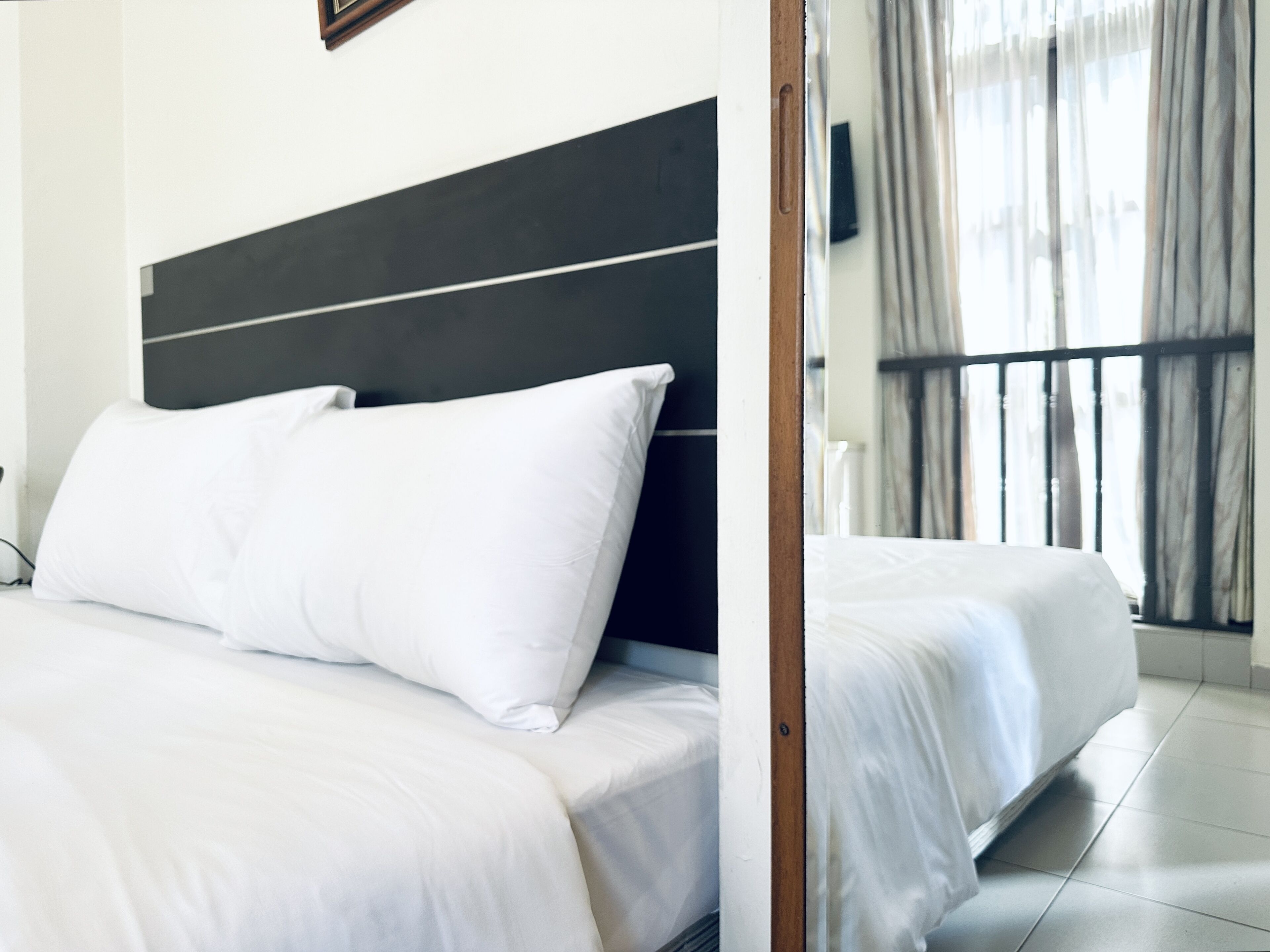 Photo - Asphodel Inn