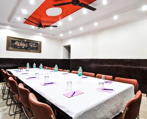 Restaurant - Hotel Chand Palace (New Delhi)