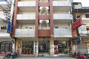 Exterior - Hotel Yuvraj Deluxe New Delhi Railway station (New Delhi)