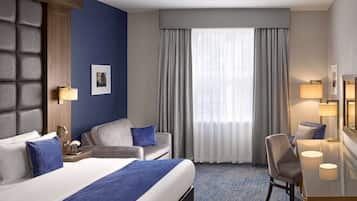 Literie hypoallergénique, minibar, coffres-forts dans les chambres