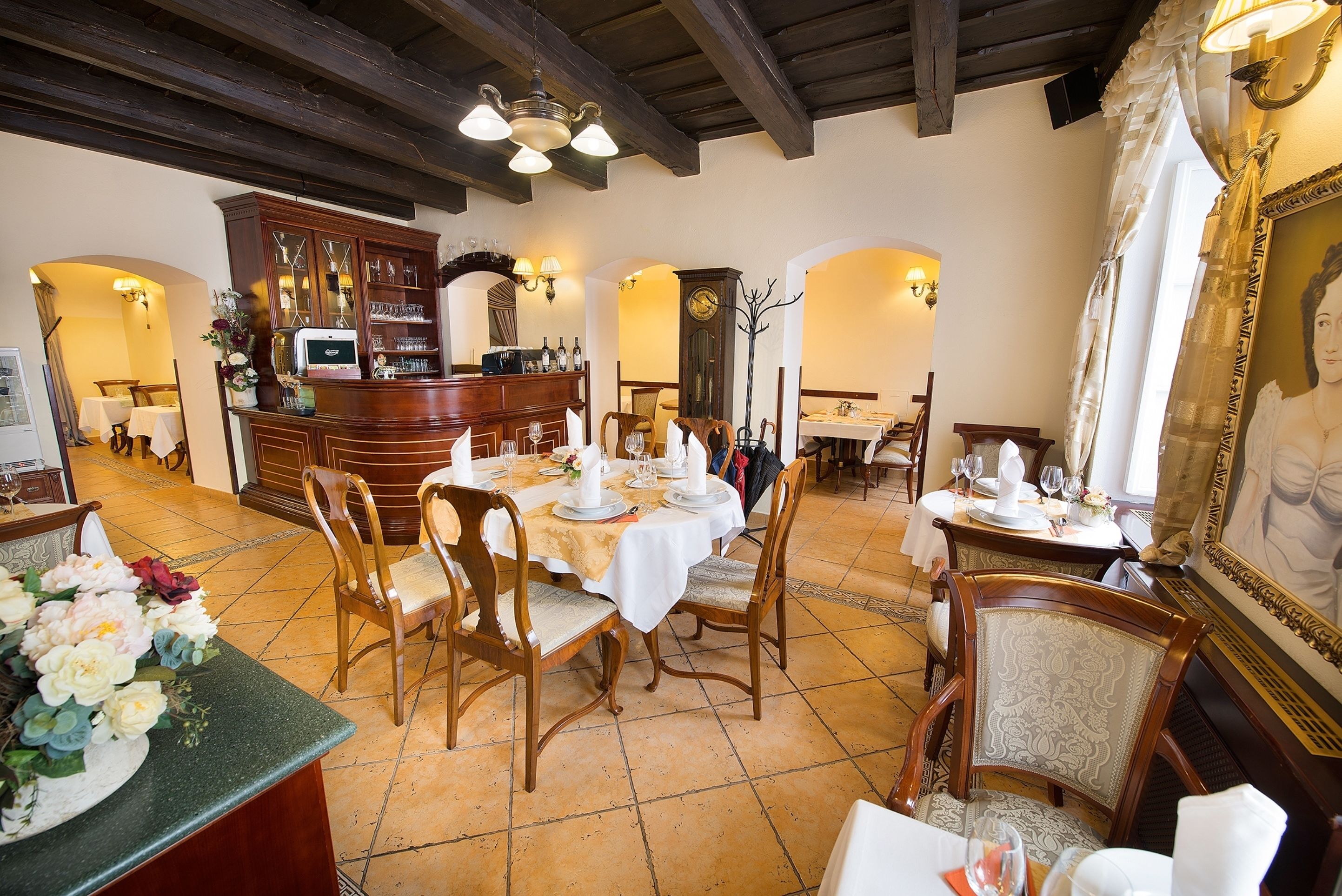 Free daily on-the-go breakfast