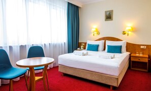 Standard Room, 1 King Bed, Non Smoking