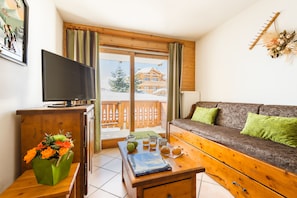 40-cm TV with digital channels - Residence Lagrange Vacances le Village des Lapons (Hauteluce)