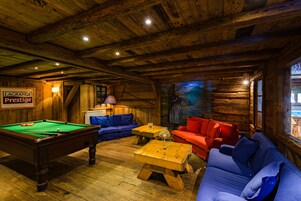 Billards