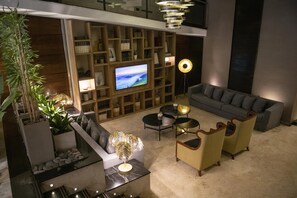 Lobby sitting area - Grand King Hotel (Buenos Aires)