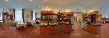 Daily buffet breakfast for a fee