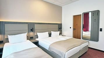 Premium bedding, in-room safe, desk, blackout curtains