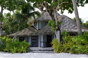 Villa Premium, 3 habitaciones, frente a la playa | Vistas al jardín