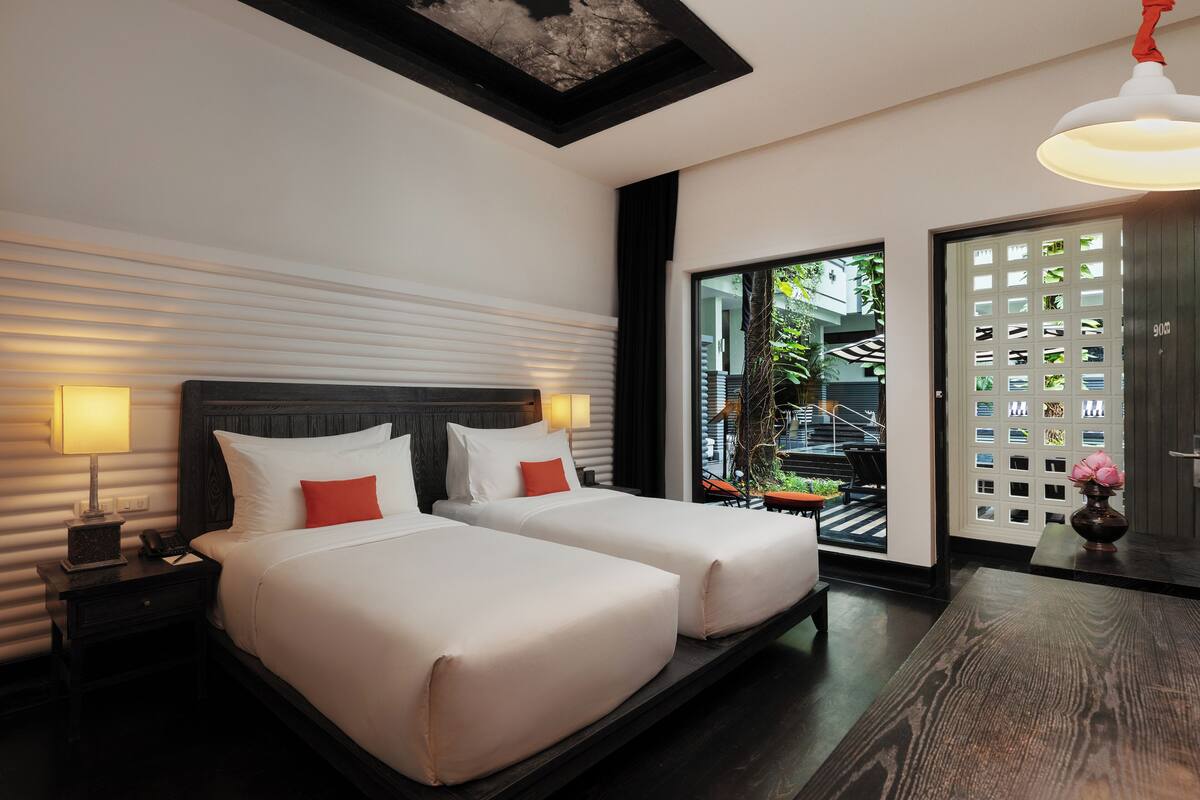 Angkor Superior Twin | Egyptian cotton sheets, premium bedding, down comforters, pillowtop beds