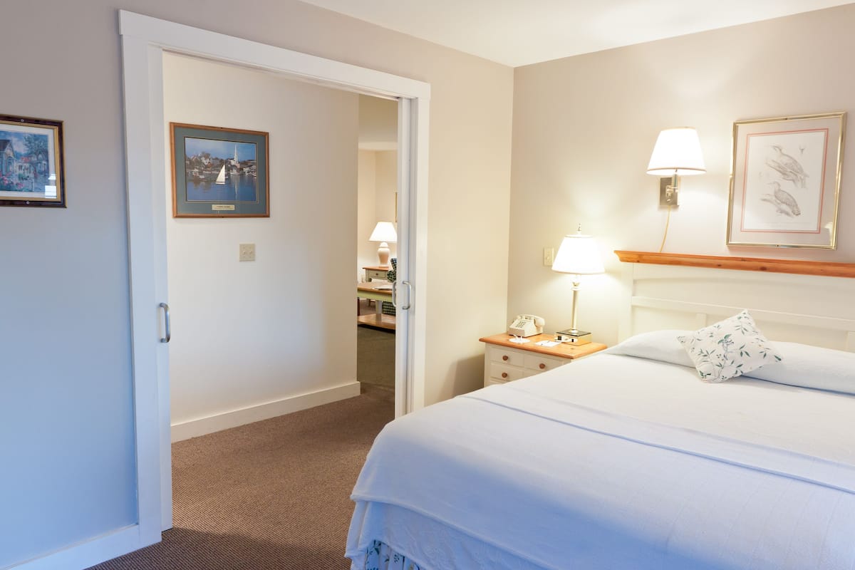 Family Suite Deluxe | 高档床上用品、办公桌、熨斗/熨衣板、免费 WiFi