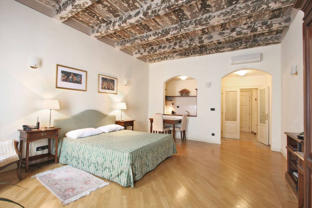 Suite | Living area | LCD TV, DVD player