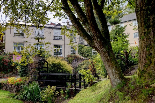 Standard Plus Double Room with View | Desk, laptop workspace, iron/ironing board, free WiFi - The Old Mill Hotel (Bury)