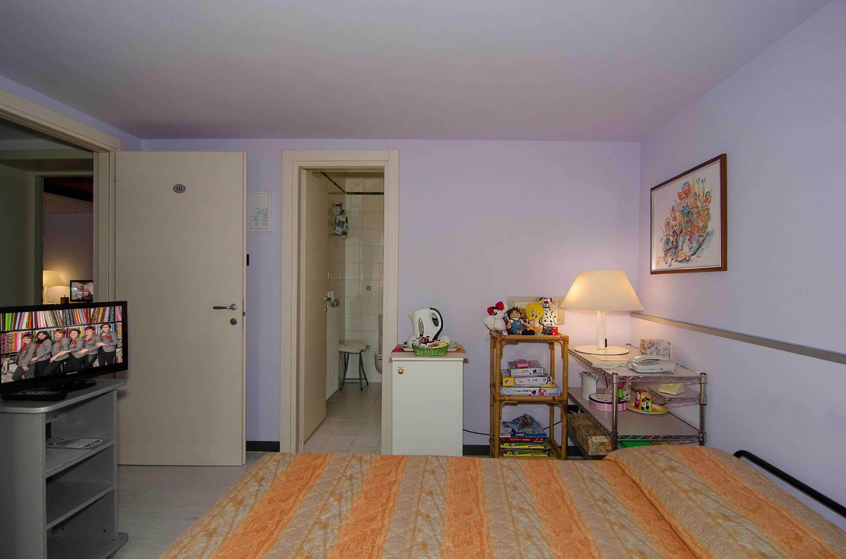 family room, 2 bedrooms | minibar, in-room safe, desk, soundproofing