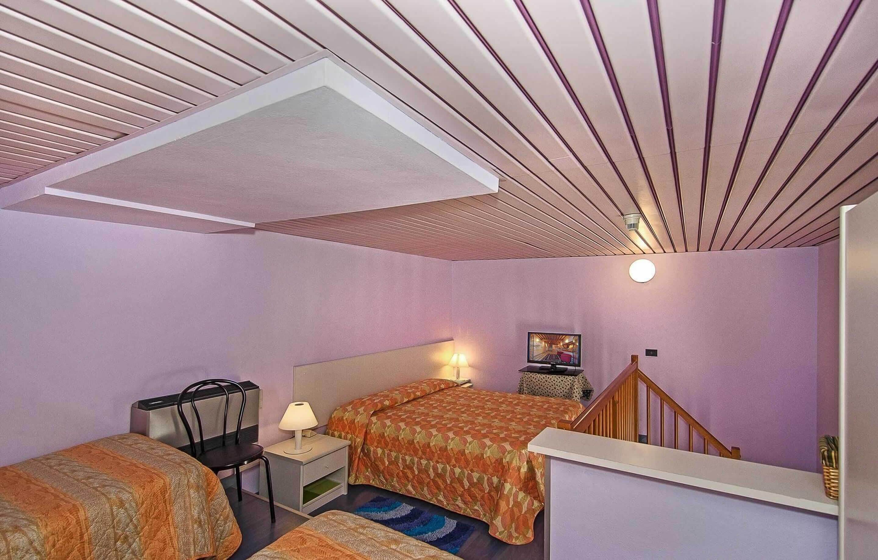 family room, 2 bedrooms | minibar, in-room safe, desk, soundproofing