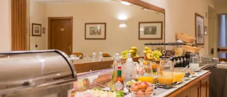 Daily buffet breakfast (EUR 10 per person)