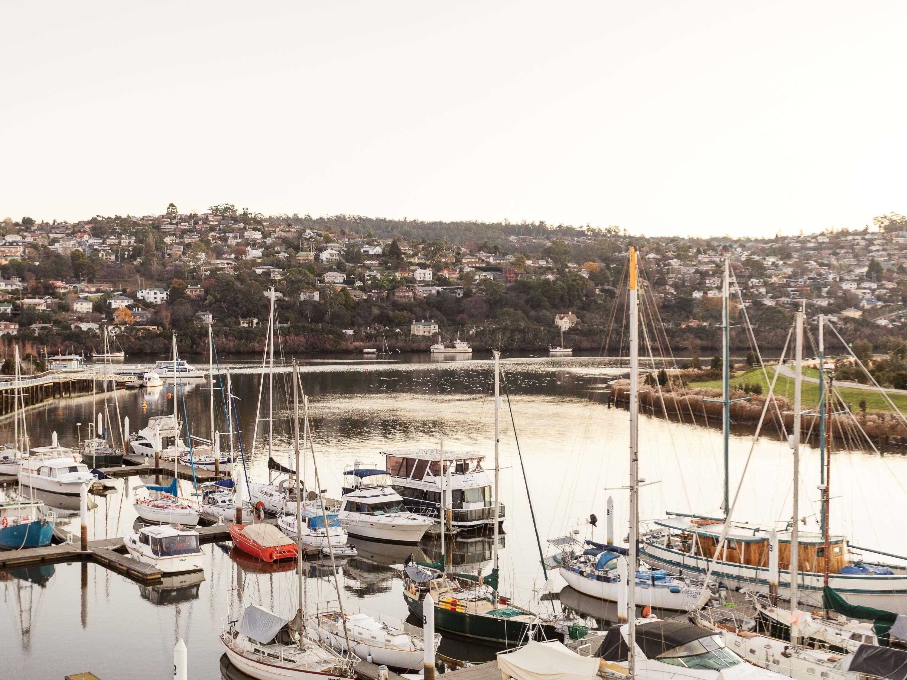 Luxury Suite, Marina View