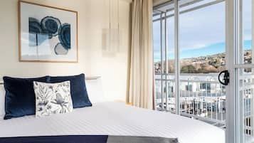 2 dormitorios, ropa de cama de alta calidad, minibar y caja fuerte