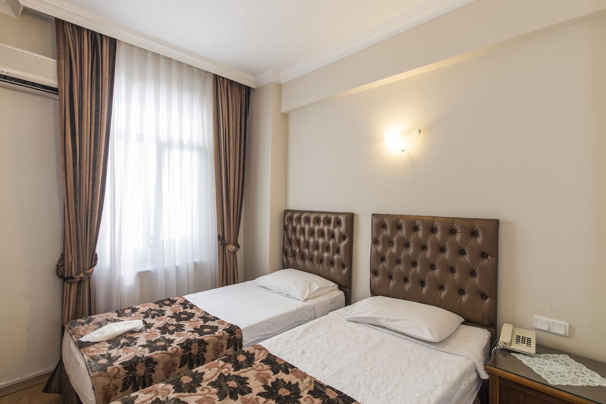 Minibar, in-room safe, free WiFi, bed sheets