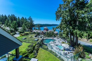 2 Bedrooms Villa | View from property