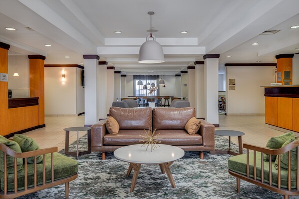 Coin salon dans le hall