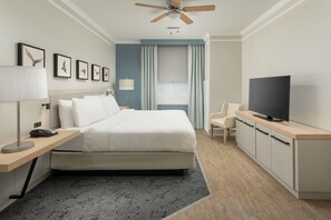 Suite | In-room safe, desk, blackout drapes, iron/ironing board - Hilton Garden Inn Chattanooga/Hamilton Place (Chattanooga)