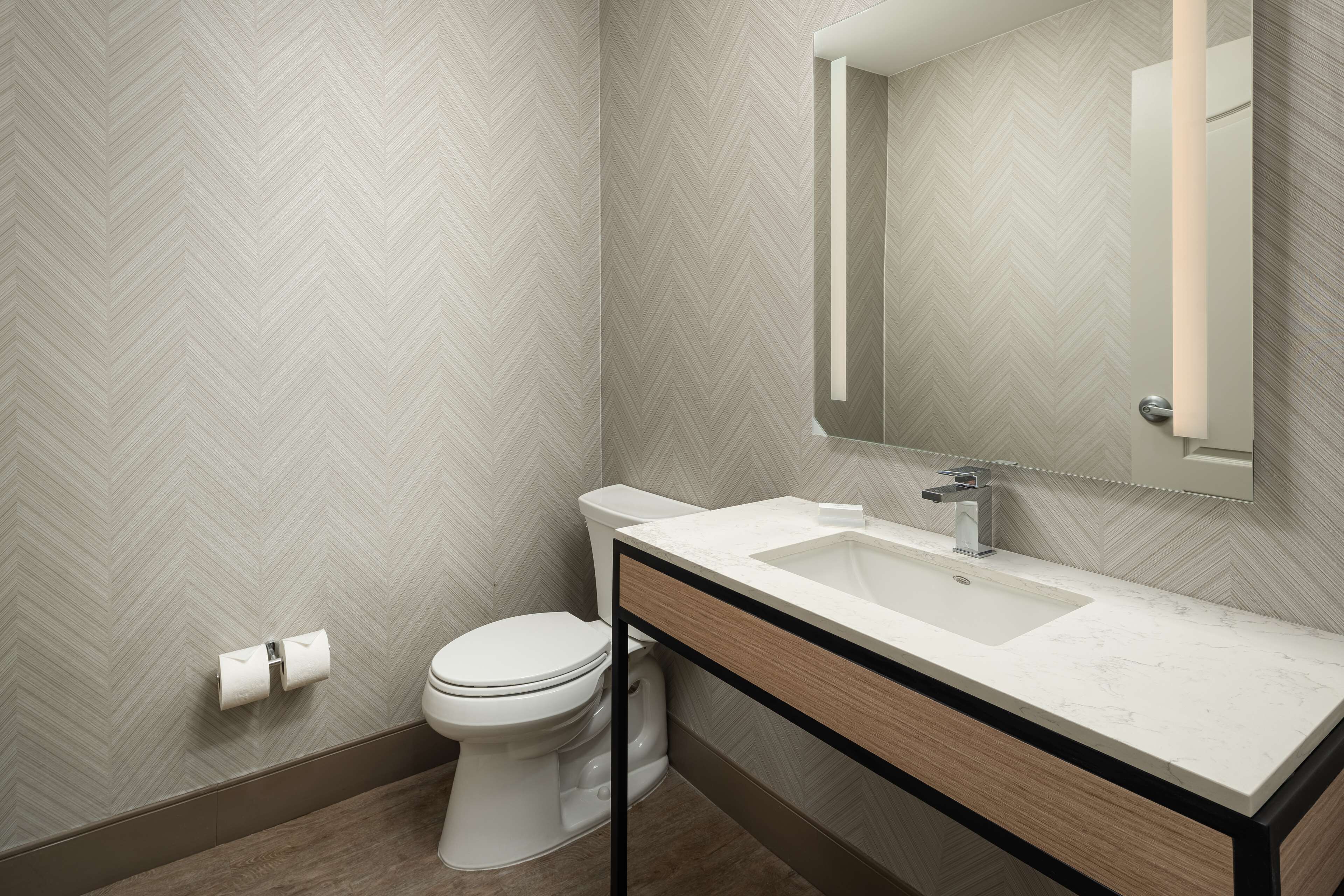 suite | bathroom | combined shower/bathtub, designer toiletries, hair dryer, towels