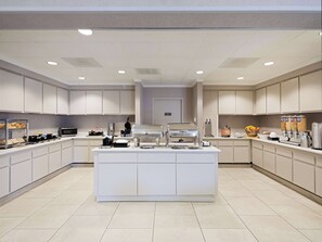 Free daily continental breakfast - Homewood Suites by Hilton Columbia (Columbia)