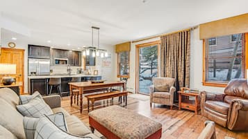 Condo, 2 Bedrooms | View from room