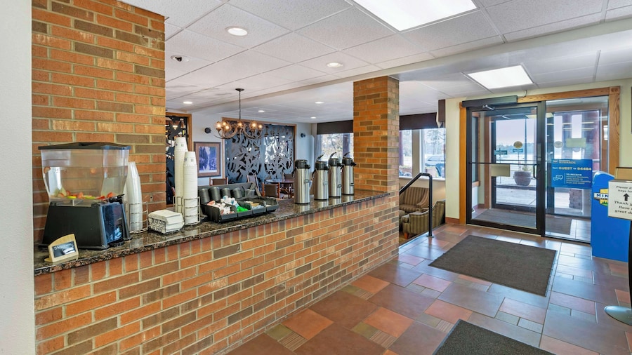Best Western Plus Concord Inn