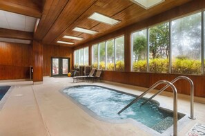 Indoor pool - Best Western Plus Concord Inn (Minocqua)