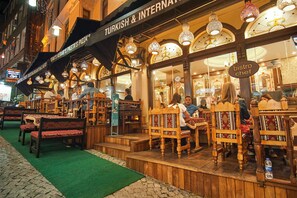 Lunch, dinner and brunch served - Best Western Empire Palace Hotel & Spa - Special Class (Istanbul)