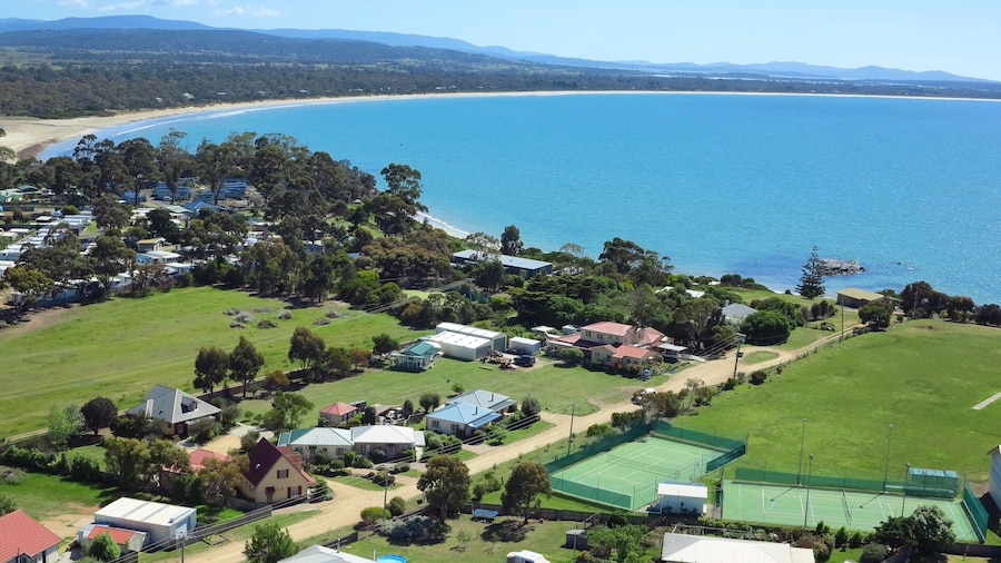 Swansea Cottages & Lodge Suites