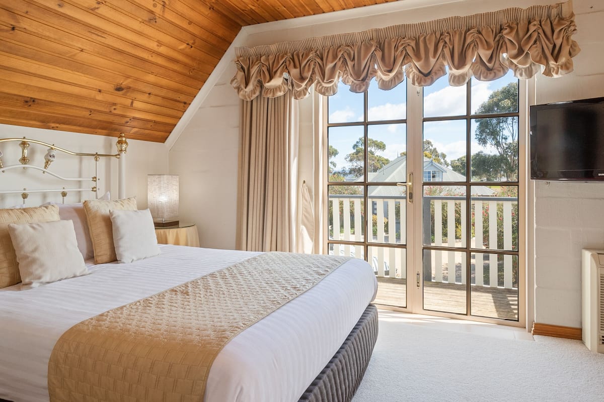 Casa de campo familiar, 3 habitaciones, bañera de hidromasaje, vistas a la bahía | Ropa de cama de alta calidad, cortinas opacas, sistema de insonorización
