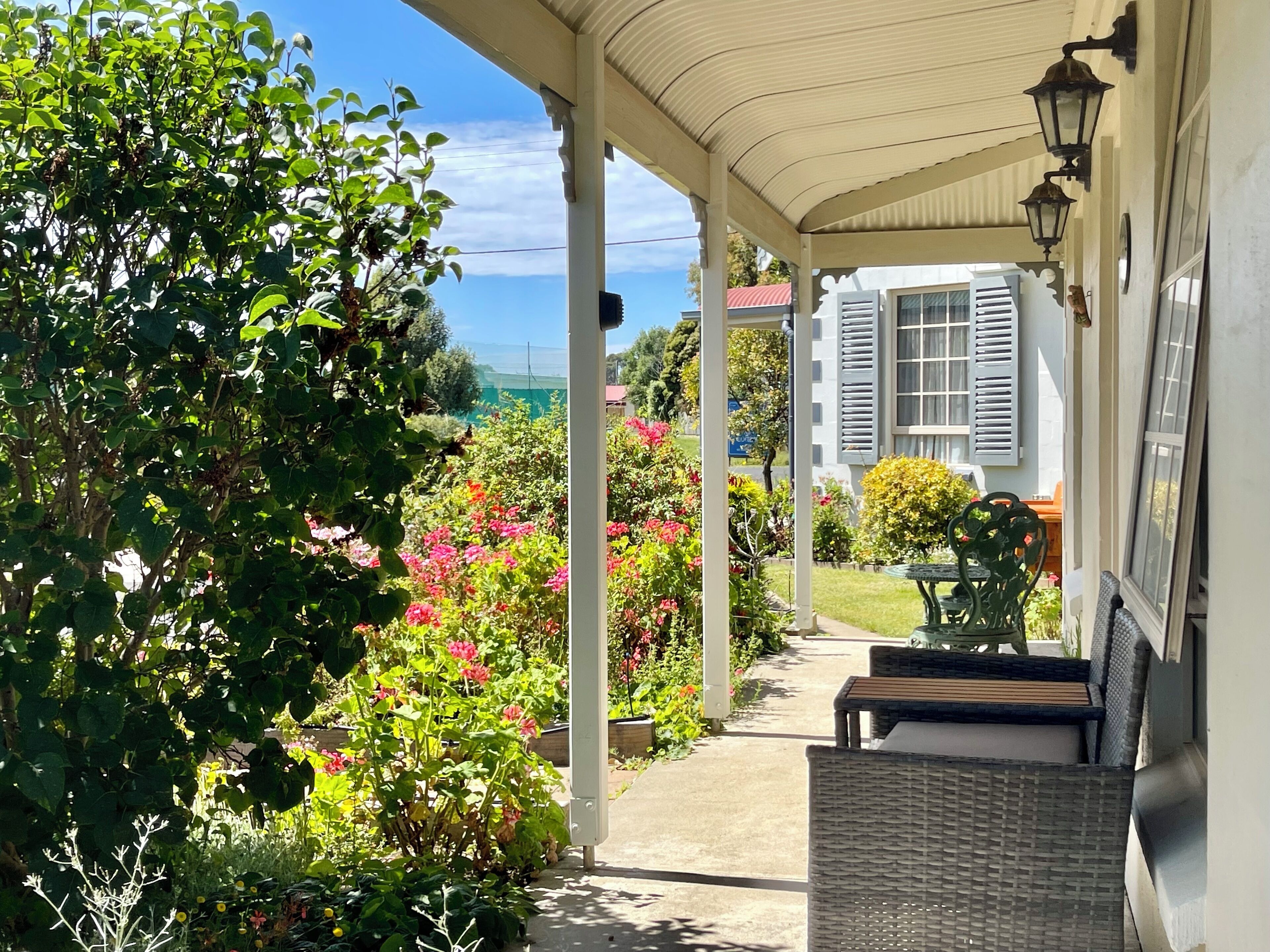 Luxury Cottage, 2 Bedrooms (Dove) | Blackout curtains, soundproofing, iron/ironing board, free WiFi