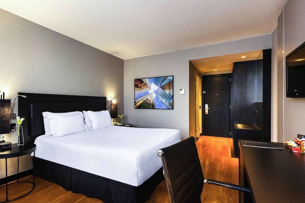 Executive Room, 1 Queen Bed