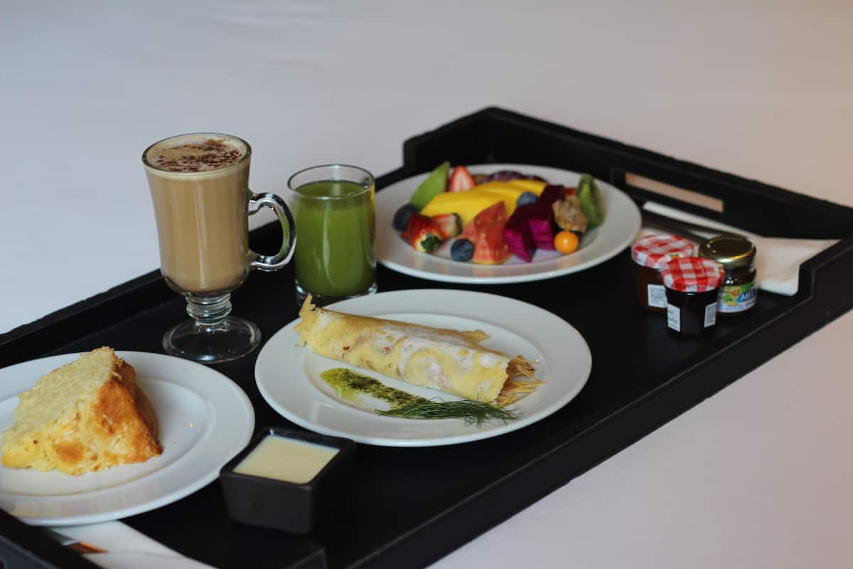 Superior Twin Room, 2 Single Beds | In-room dining