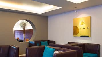 Bar lounge