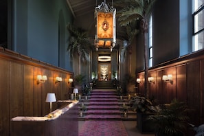 Interior entrance - JA Mar Hall Scotland (Bishopton)