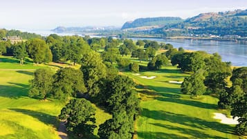 Suite Grand | Vista al campo de golf