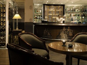 Bar (on property) - The Phoenix Hotel Yogyakarta - Handwritten Collection (Yogyakarta)