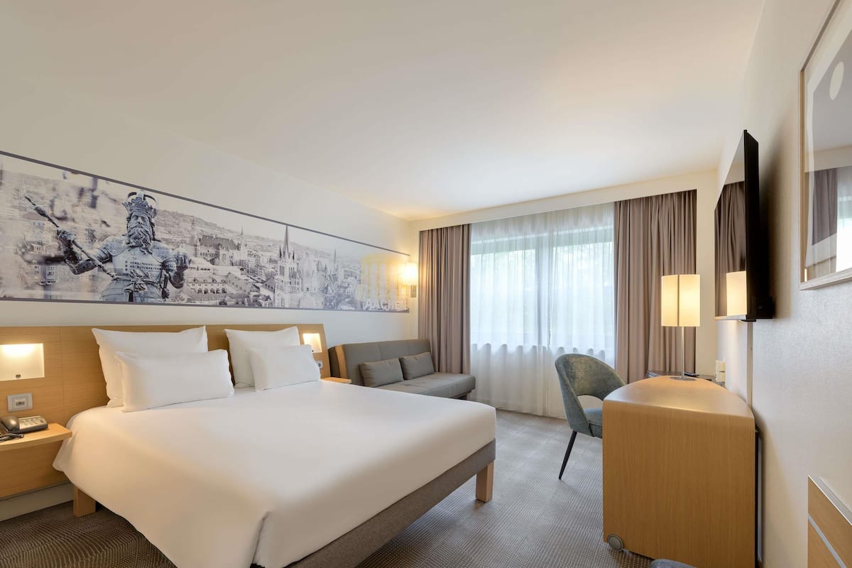 Standard Room, 1 Double Bed with Sofa bed
