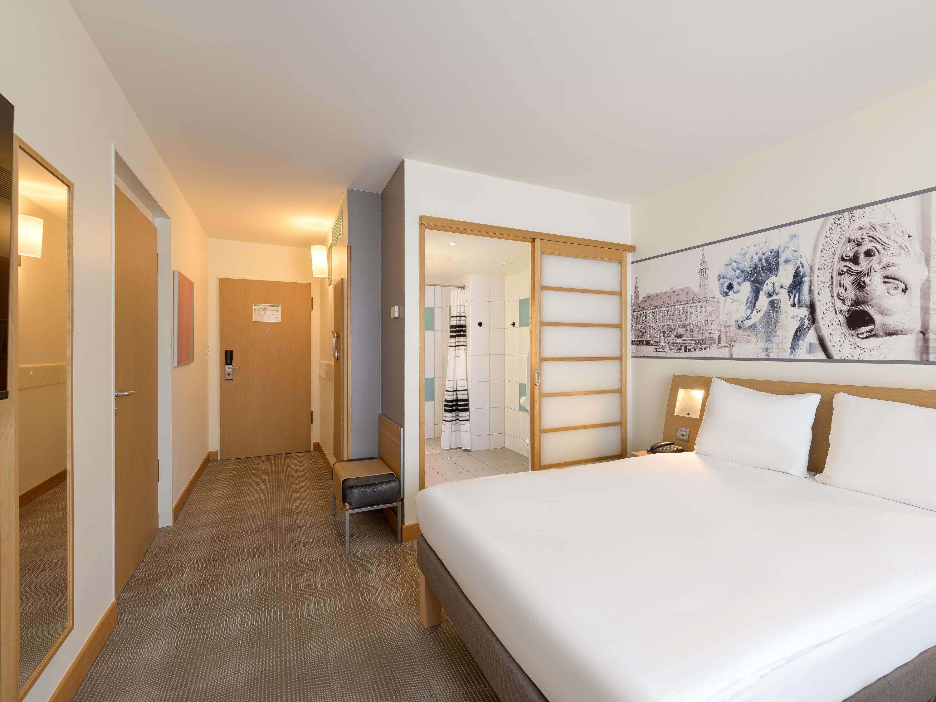 Habitació estàndard, 1 llit individual (Accessible) | Roba de llit hipoal·lergògena, caixa forta a l&#x27;habitació i escriptori 