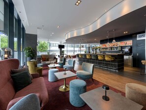 酒吧（店内）