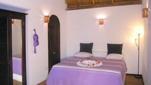 Deluxe | Iron/ironing board (on request), individually decorated - La Rana Cansada (Playa del Carmen)