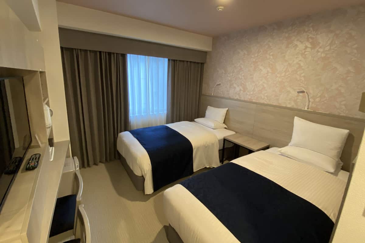 ห้องคอมฟอร์ททวิน, ปลอดบุหรี่ | เครื่องนอนระดับพรีเมียม, ผ้านวมขนเป็ด, ตู้นิรภัยในห้องพัก, ผ้าม่านกันแสง