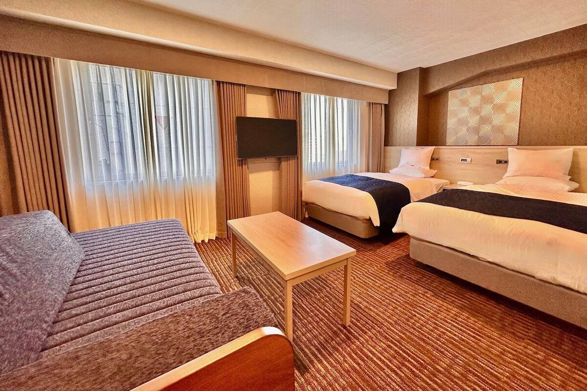 ห้องซูพีเรียทวิน, ปลอดบุหรี่ | เครื่องนอนระดับพรีเมียม, ผ้านวมขนเป็ด, ตู้นิรภัยในห้องพัก, ผ้าม่านกันแสง