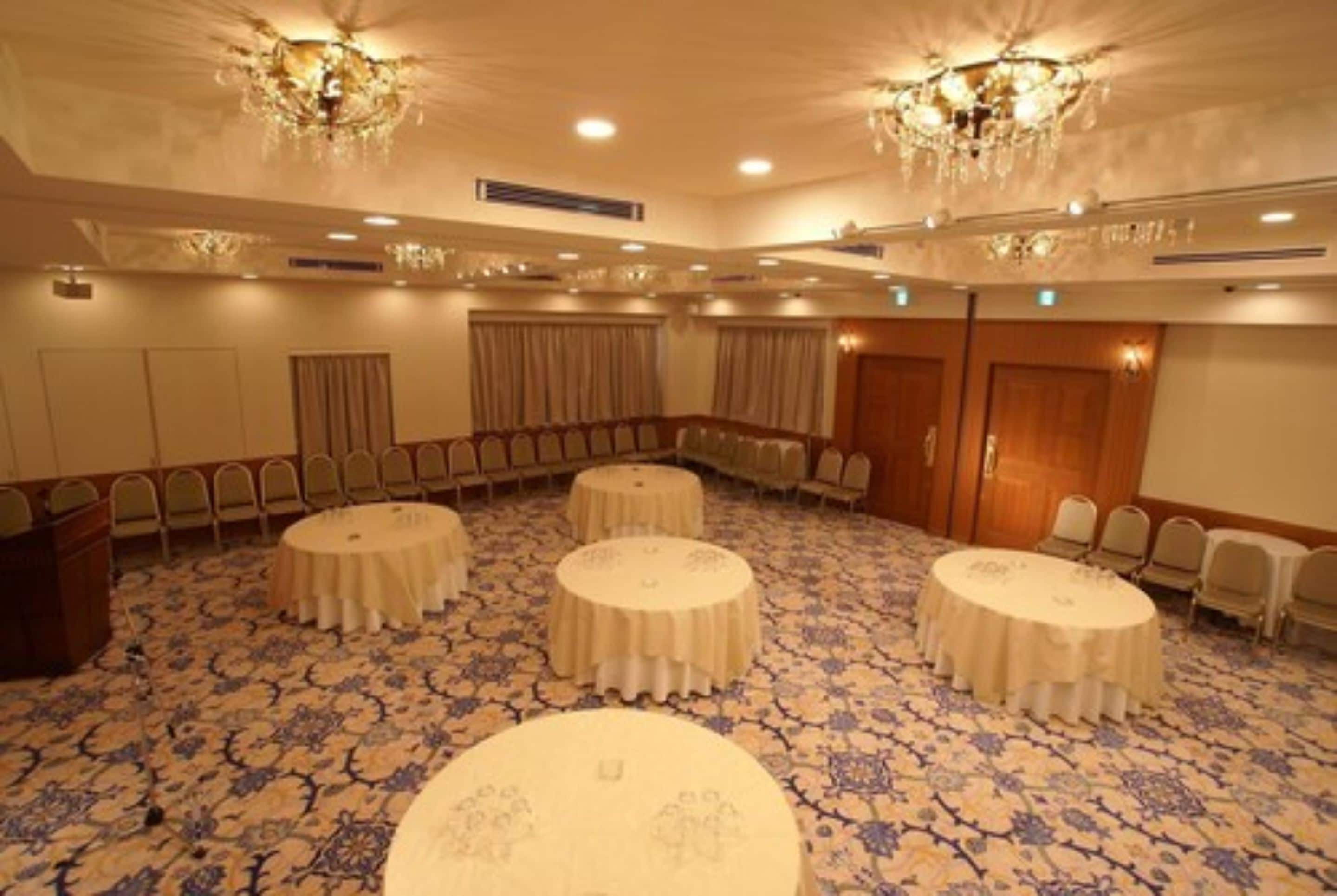 banquet hall